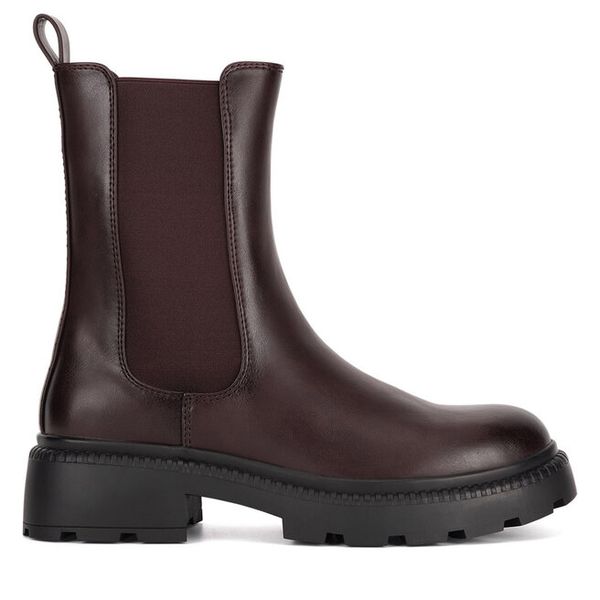 Sztyblety Lasocki. Brązowe botki damskie Lasocki, bez obcasa, na płaskiej podeszwie, bez zapięcia. Za 199.99 zł.