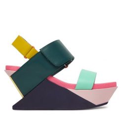 Sandały United Nude. Sandały damskie United Nude, bez wzorów, bez obcasa, na koturnie, bez zapięcia. Za 1,229.00 zł.