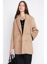ASSUILI Płaszcz przejściowy w kolorze beżowym rozmiar: 34. Brązowe płaszcze damskie Assuili, bez wzorów, z wełny, bez kaptura. Za 421.67 zł.