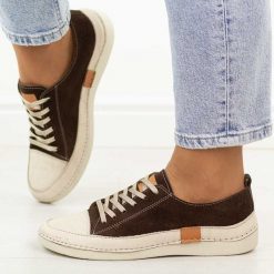 Brązowe nubuk skórzane półbuty damskie T.Sokolski 8260. Brązowe półbuty damskie Sokolski, na jesień, bez wzorów, z jeansu, z okrągłym noskiem, bez obcasa, na płaskiej podeszwie, bez zapięcia. Za 299.00 zł.