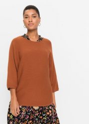 Sweter oversize w prążek, z materiału z domieszką wiskozy. Brązowe swetry klasyczne damskie bonprix, z wiskozy, bez kołnierzyka. Za 99.99 zł.