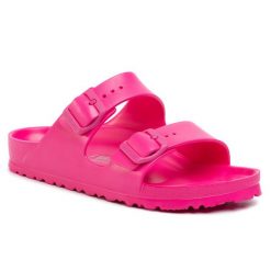 Klapki Birkenstock. Czerwone klapki damskie Birkenstock, bez wzorów, bez obcasa, bez zapięcia. Za 249.99 zł.