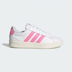 Buty Grand Court 3.0. Białe obuwie sportowe treningowe Adidas, na fitness i siłownię. Za 349.00 zł.