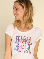 WOOOP Koszulka "Hakuna Matata" w kolorze białym rozmiar: M. Białe bluzki damskie Wooop, m, bez wzorów, z bawełny, bez kołnierzyka, bez ramiączek. Za 70.24 zł.
