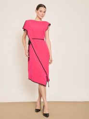 BGN Sukienka w kolorze różowym rozmiar: 38. Różowe sukienki damskie BGN, z aplikacjami, bez ramiączek. Za 143.99 zł.