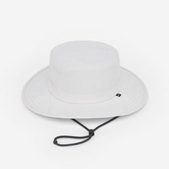 Kapelusz żeglarski Decathlon 500. Szare kapelusze damskie Decathlon, bez wzorów, z elastanu, sportowe. Za 49.99 zł.