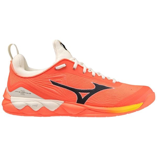 Buty halowe Mizuno Wave Luminous 2. Czarne obuwie sportowe damskie Mizuno, z materiału, bez zapięcia, do biegania, mizuno wave. Za 349.99 zł.