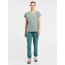Spodnie damskie Protest Prtevodia. Zielone spodnie sportowe damskie Protest, bez wzorów. Za 385.00 zł.