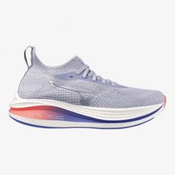 Buty do biegania damskie Mizuno Neo Zen icelandic. Czerwone obuwie sportowe damskie Mizuno, bez zapięcia, do biegania. Za 469.99 zł.