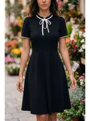 SOULSHAE Sukienka w kolorze czarnym rozmiar: S/M. Czarne sukienki damskie SOULSHAE, bez wzorów, bez ramiączek. Za 164.95 zł.