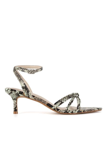 JENNY Sandały YYS1777 01 Zielony. Zielone sandały damskie Jenny, bez wzorów, z materiału, bez obcasa, na szpilce, bez zapięcia. Za 129.99 zł.