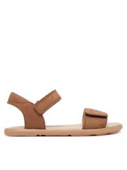 Primigi Sandały 1416711 S Brązowy. Brązowe sandały dziewczęce Primigi, z nubiku, bez obcasa, bez zapięcia. Za 279.99 zł.