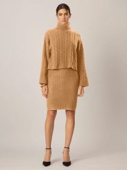 APART 2-częściowy zestaw w kolorze jasnobrązowym rozmiar: 40. Brązowe sukienki damskie Apart, bez wzorów, z dzianiny, bez ramiączek. Za 292.95 zł.