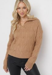 Brązowy Klasyczny Sweter w Ozdobny Splot Mulls. Brązowe swetry klasyczne damskie Born2be, z dzianiny, bez kołnierzyka. Za 54.99 zł.