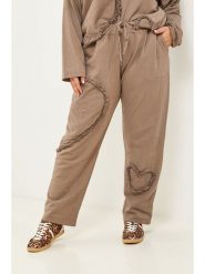 Curvy Lady Spodnie w kolorze beżowym rozmiar: 44/46. Brązowe spodnie materiałowe damskie Curvy Lady, z aplikacjami, z materiału. Za 143.56 zł.