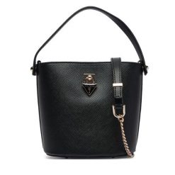 Torebka Guess. Czarne torebki klasyczne damskie Guess, bez dodatków. Za 609.99 zł.