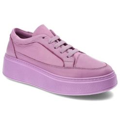 Fioletowe Sneakersy Venezia Stylowe Obuwie Damskie. Fioletowe obuwie sportowe damskie Venezia, na lato, ze skóry, bez zapięcia, trekkingowe. Za 319.00 zł.