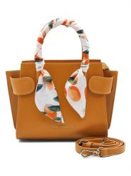 ATELIERS SAINT GERMAIN Skórzana torebka w kolorze karmelowym - 19 x 17 x 9 cm rozmiar: onesize. Brązowe torebki klasyczne damskie ATELIERS SAINT GERMAIN, z materiału, przez ramię, bez dodatków. Za 486.95 zł.