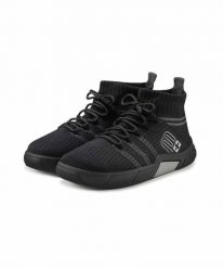 Buty zimowe damskie Brubeck WINTER MERINO. Czarne obuwie trekkingowe damskie Brubeck, z materiału, bez zapięcia. Za 599.00 zł.