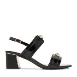 Sandały Lasocki. Czarne sandały damskie Lasocki, bez wzorów, bez obcasa, na słupku, bez zapięcia. Za 229.99 zł.