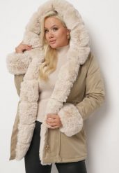 Beżowa Kurtka Parka z Kapturem i Odpinanymi Futerkowymi Wstawkami Ściągana w Pasie Savanella. Brązowe kurtki damskie Born2be, plus size, bez wzorów, z dzianiny, z kapturem. Za 309.99 zł.