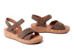 JOSEF SEIBEL 69603 724 250 Evita 03 taupe, sandały damskie. Brązowe sandały damskie Josef Seibel, bez wzorów, ze skóry, bez obcasa, bez zapięcia. Za 399.90 zł.