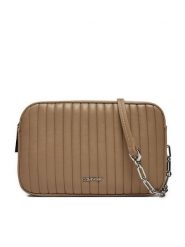 Calvin Klein Torebka Mini Line Quilt Camera Bag K60K613078 Szary. Szare listonoszki damskie Calvin Klein, bez wzorów, ze skóry, bez dodatków. Za 279.99 zł.