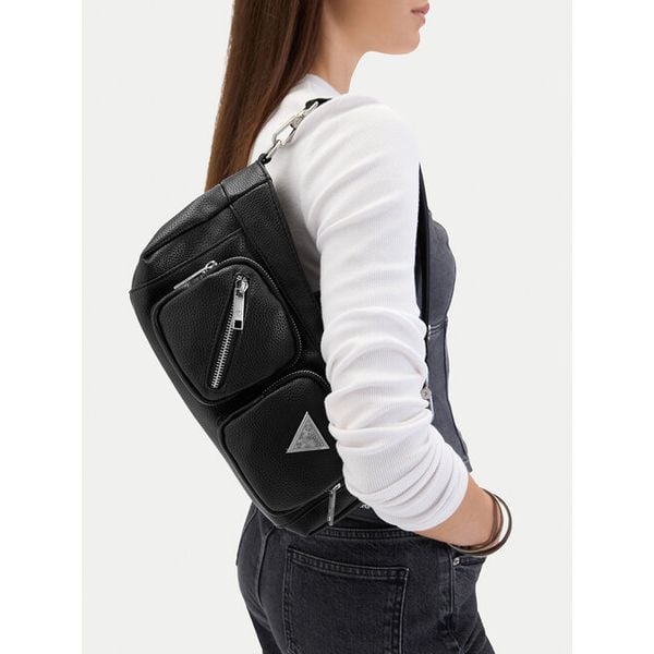 Torebka Guess Jeans. Czarne torebki klasyczne damskie Guess Jeans, z jeansu, bez dodatków. Za 168.99 zł.