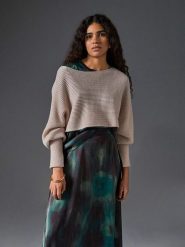 Rodier Wełniany sweter w kolorze beżowym rozmiar: L/XL. Brązowe swetry klasyczne damskie Rodier, l, z wełny, bez kołnierzyka. Za 278.10 zł.