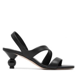 Sandały Weekend Max Mara. Czarne sandały damskie Weekend Max Mara, bez wzorów, bez obcasa, na słupku, bez zapięcia. Za 1,569.00 zł.