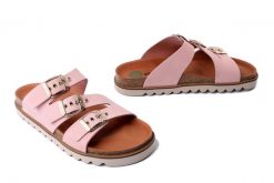 DR. BRINKMANN 700684-42 rose, klapki damskie. Czerwone klapki damskie Dr. Brinkmann, bez wzorów, ze skóry, bez obcasa, bez zapięcia. Za 244.93 zł.