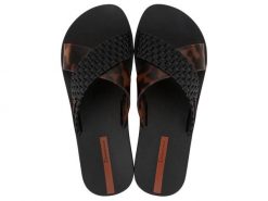 Klapki damskie Ipanema Sense Slide. Czarne klapki damskie Ipanema, bez wzorów, z materiału, bez obcasa, bez zapięcia. Za 70.28 zł.