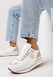 Biało-Szampańskie Sneakersy na Platformie z Lamówką Ozdobione Naszywką Liseart. Białe obuwie sportowe damskie Born2be, bez zapięcia. Za 69.99 zł.