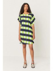 SKFK Sukienka "Laide" w kolorze granatowo-zielonym rozmiar: 36. Niebieskie sukienki damskie SKFK, bez wzorów, z wiskozy, bez ramiączek. Za 239.99 zł.
