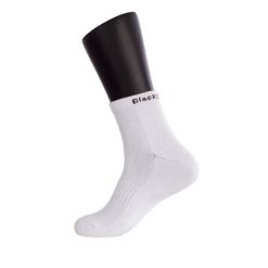 Czarne skarpetki do kostki Crown Pro Blanco 35-38. Białe skarpetki damskie BLACK CROWN, bez wzorów, z bawełny. Za 126.99 zł.