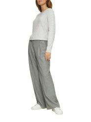 S.Oliver Sweter w kolorze jasnoszarym rozmiar: 38. Szare swetry klasyczne damskie S.Oliver, s, bez kołnierzyka. Za 130.99 zł.