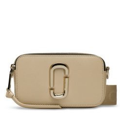 Torebka Marc Jacobs. Brązowe listonoszki damskie Marc Jacobs, bez wzorów, bez dodatków. Za 1,479.00 zł.