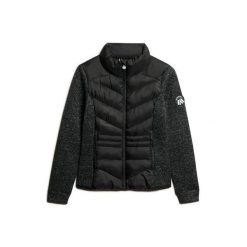 Kurtka hybrydowa dzianinowa damska Superdry Storm. Czarne kurtki damskie Superdry, bez wzorów, z dzianiny, bez kaptura. W wyprzedaży za 460.75 zł.