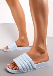 Niebieskie Klapki Basenowe z Szerokim Paskiem z Pikowaniem Tandra. Niebieskie klapki damskie Renee, bez wzorów, bez obcasa, na płaskiej podeszwie, bez zapięcia. Za 44.99 zł.