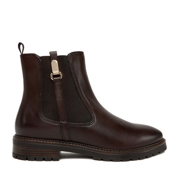 Botki Lasocki. Brązowe botki damskie Lasocki, bez obcasa, na płaskiej podeszwie, bez zapięcia. Za 259.99 zł.