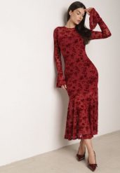 Czerwona Siateczkowa Sukienka Koktajlowa VICES z Welurowym Wzorem w Kwiaty Azimene. Czerwone sukienki damskie Born2be, bez wzorów, z weluru, eleganckie, bez ramiączek. Za 139.99 zł.