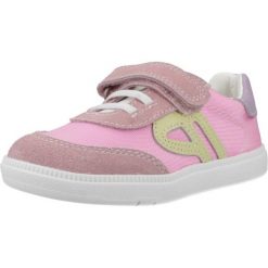 Buty PABLOSKY 070570P Rose. Czerwone obuwie trekkingowe damskie Pablosky, ze skóry, bez zapięcia. Za 255.99 zł.