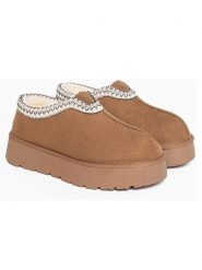 ISLAND BOOT Botki "Ilden" w kolorze jasnobrązowym rozmiar: 41. Brązowe botki damskie Island Boot, z materiału, bez obcasa, na platformie, bez zapięcia. Za 165.99 zł.