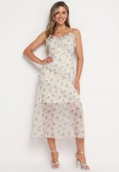 Beżowo-Zielona Rozkloszowana Sukienka na Cienkich Ramiączkach z Dekoltem w Serek i Falbankami Pelviana. Zielone sukienki damskie Born2be, bez wzorów, eleganckie, bez ramiączek. Za 169.99 zł.