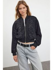 Trendyol Kurtka w kolorze czarnym rozmiar: S. Czarne kurtki damskie Trendyol, s, bez wzorów, bez kaptura. Za 117.99 zł.