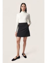 Soaked in Luxury Spódnica "Corinne" w kolorze czarnym rozmiar: L. Czarne spódnice damskie Soaked in Luxury, l, bez wzorów, mini. Za 173.99 zł.