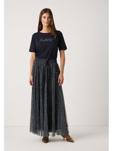 More & More Koszulka w kolorze czarnym rozmiar: 44. Czarne koszulki damskie More & More, bez wzorów, z bawełny, bez kołnierzyka, bez ramiączek. Za 69.91 zł.