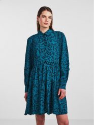 YAS Sukienka koszulowa 26030607 Niebieski Regular Fit. Niebieskie sukienki damskie YAS, bez wzorów, z wiskozy, bez ramiączek. Za 269.99 zł.