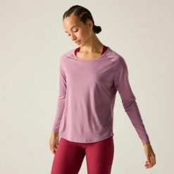 Damska koszulka z długim rękawem do biegania Nimble. Czerwone bluzki damskie Dare 2b, bez wzorów, z lyocellu, sportowe, bez kołnierzyka, bez ramiączek. Za 159.99 zł.