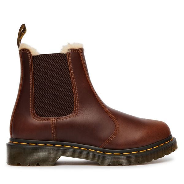 Sztyblety Dr. Martens. Brązowe botki damskie Dr Martens, bez obcasa, na płaskiej podeszwie, bez zapięcia. Za 989.99 zł.